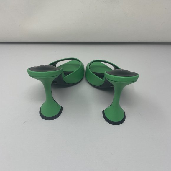 Marcel Mule in Acid Green - Picture 7 of 10